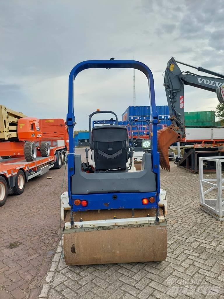 Dynapac CC1200 VI 트윈 드럼 롤러