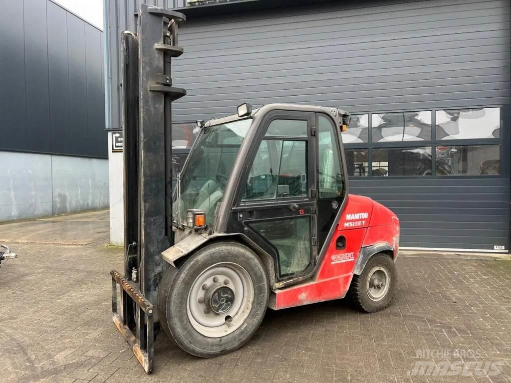 Manitou MSI 35 T 험지용 트럭