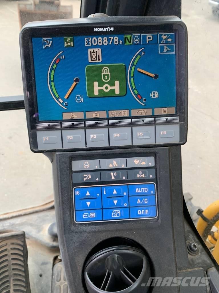Komatsu PW160-8  휠 굴삭기