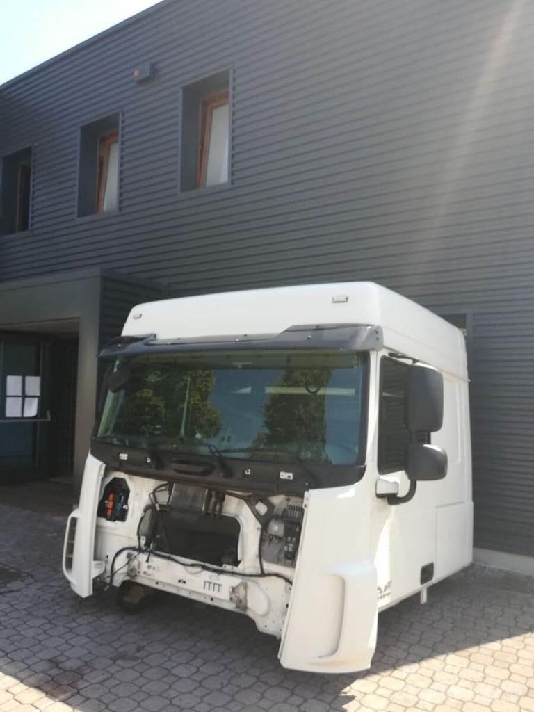 DAF XF 106 Euro 6 캐빈 및 인테리어