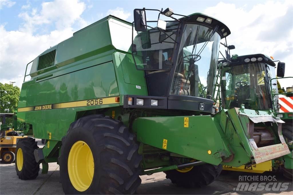 John Deere 2056 콤바인 수확기