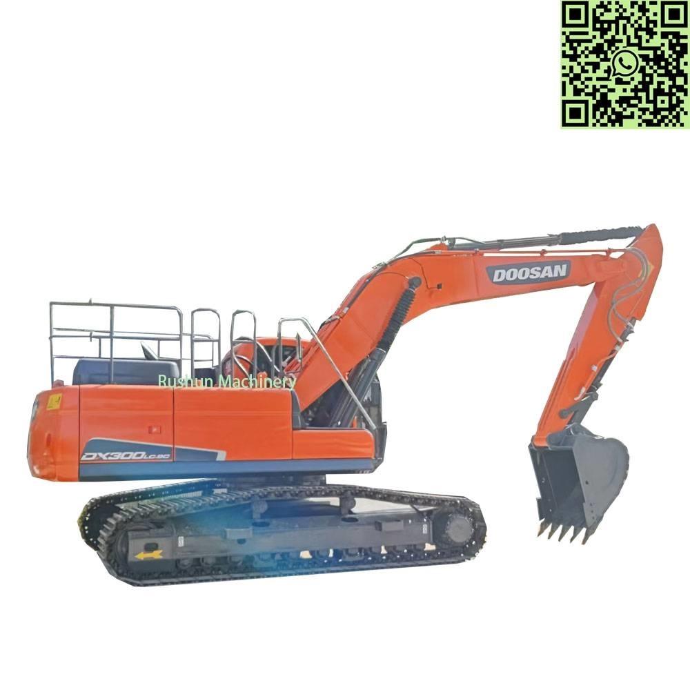 Doosan DX 300 대형 굴삭기 29톤 이상