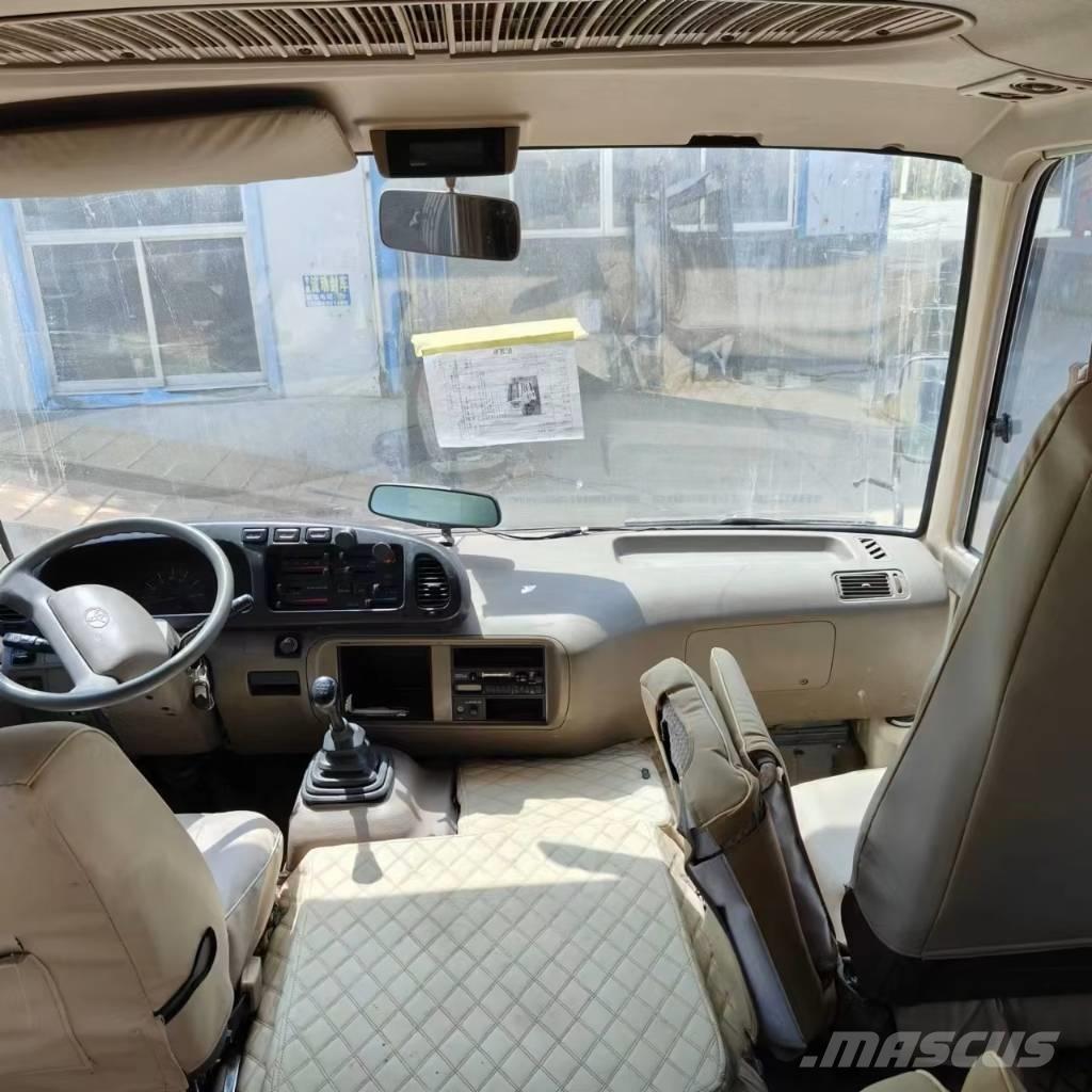 Toyota Coaster Bus 미니 버스