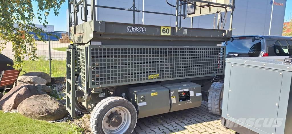 JLG M 3369 가위형 리프트