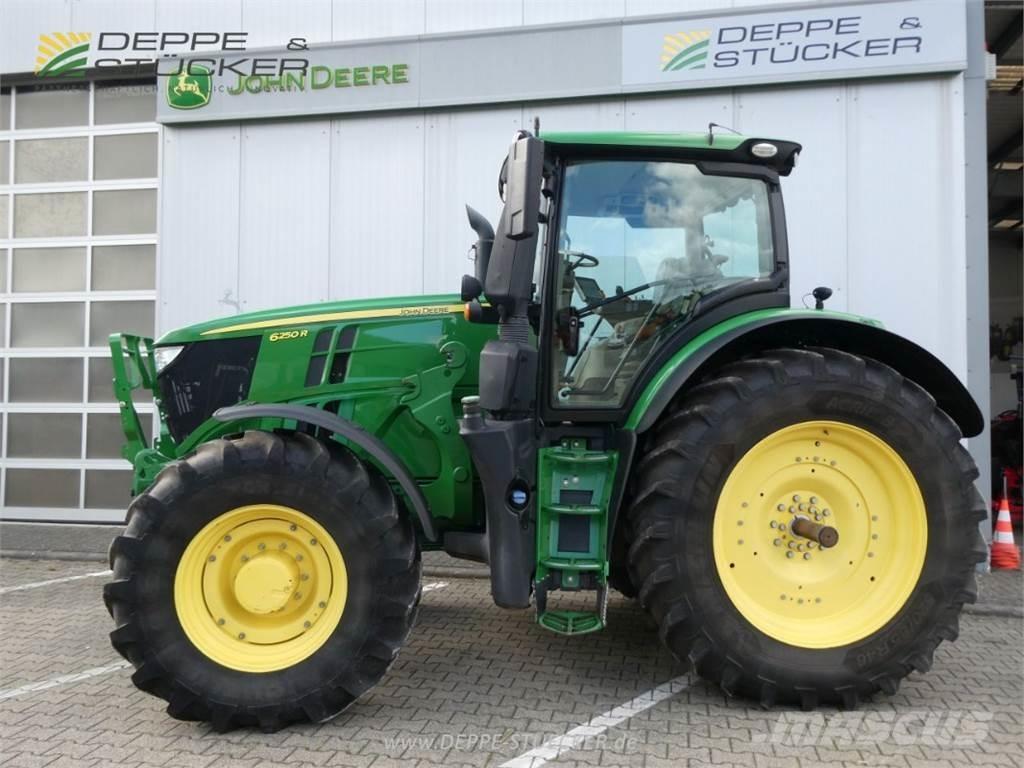 John Deere 6250R 트랙터