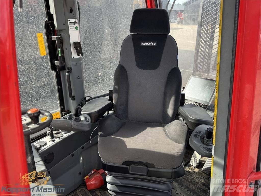 Komatsu 895 원목 포워더