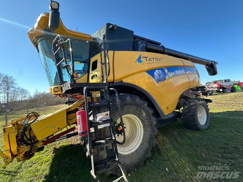 New Holland CX 8080 콤바인 수확기