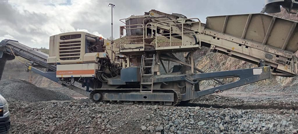 Metso LT200HP 이동식 분쇄기