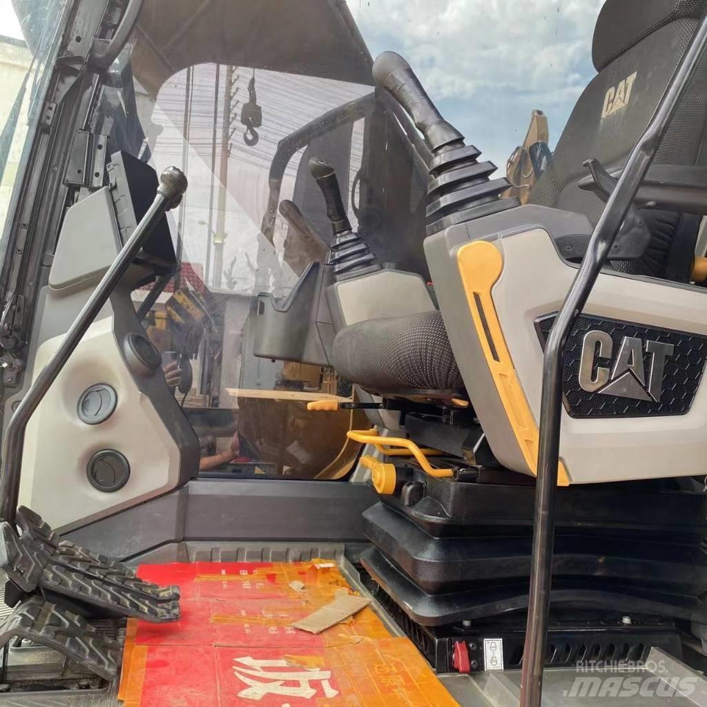 CAT 320 GC 대형 굴삭기 29톤 이상