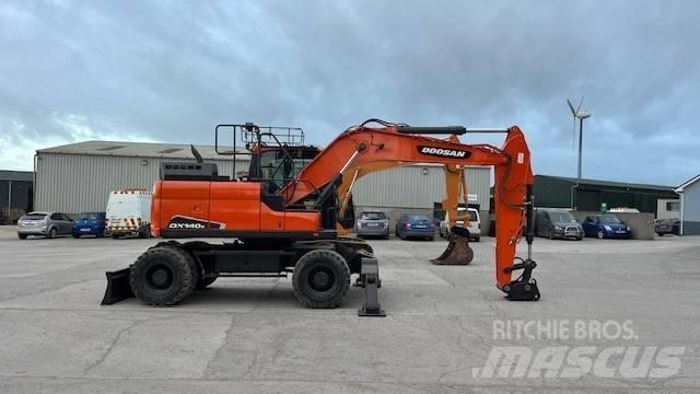 Doosan DX140W-5  휠 굴삭기