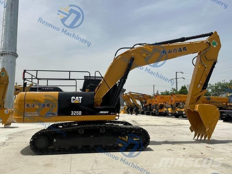 CAT 325 D 대형 굴삭기 29톤 이상