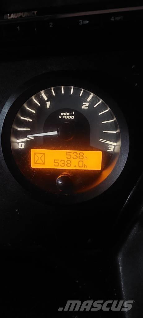 Prinoth Husky 배설차