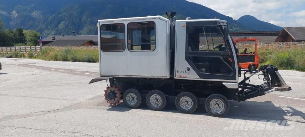 Prinoth Husky 배설차