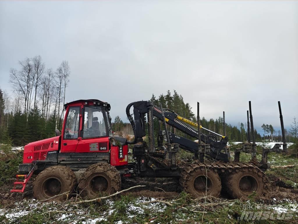 Komatsu 845 원목 포워더