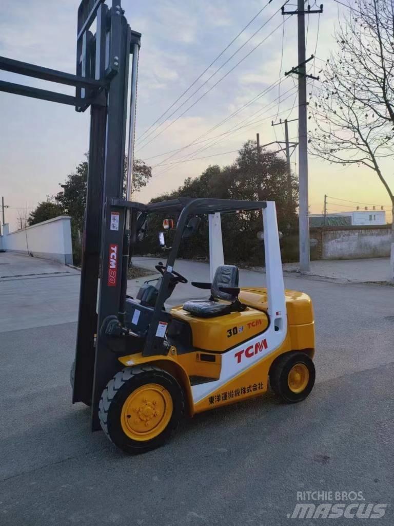 TCM FD30-1 디젤 지게차