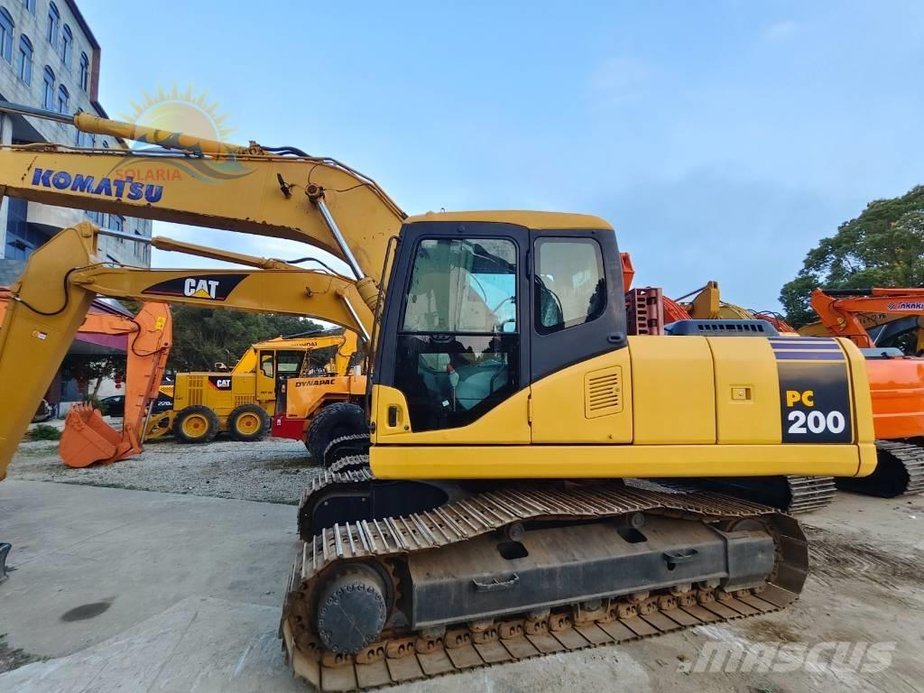 Komatsu PC 200-7 대형 굴삭기 29톤 이상