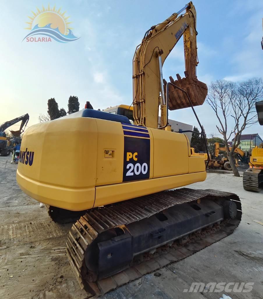 Komatsu PC 200-7 대형 굴삭기 29톤 이상