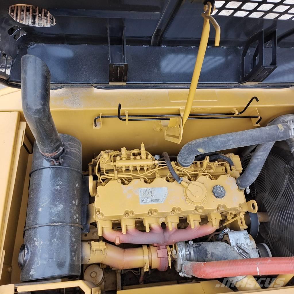 CAT 320 D2L 대형 굴삭기 29톤 이상