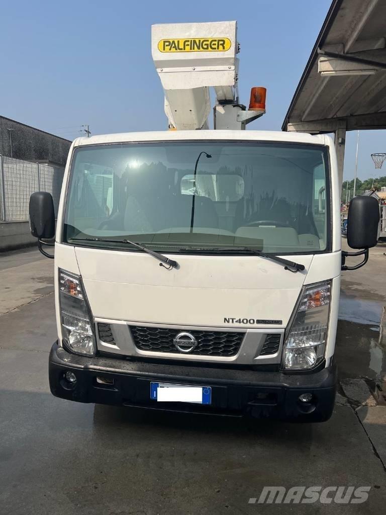 Palfinger P 200 A 트럭 탑재 고소작업대