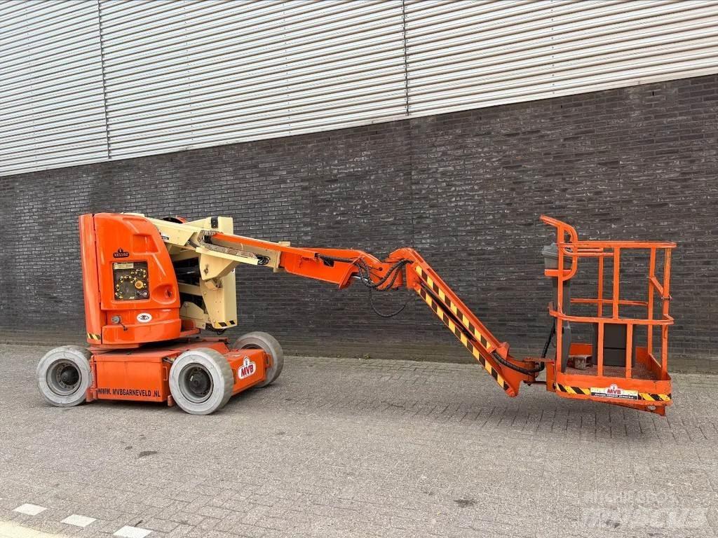 JLG E300AJP 관절형 전동이동 리프트