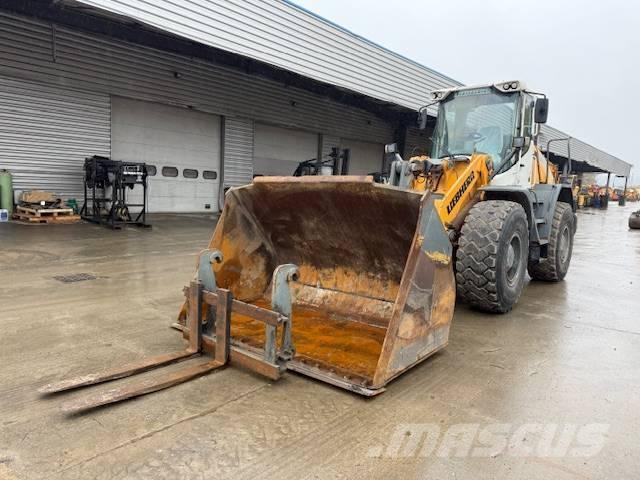 Liebherr L 538  휠로우더