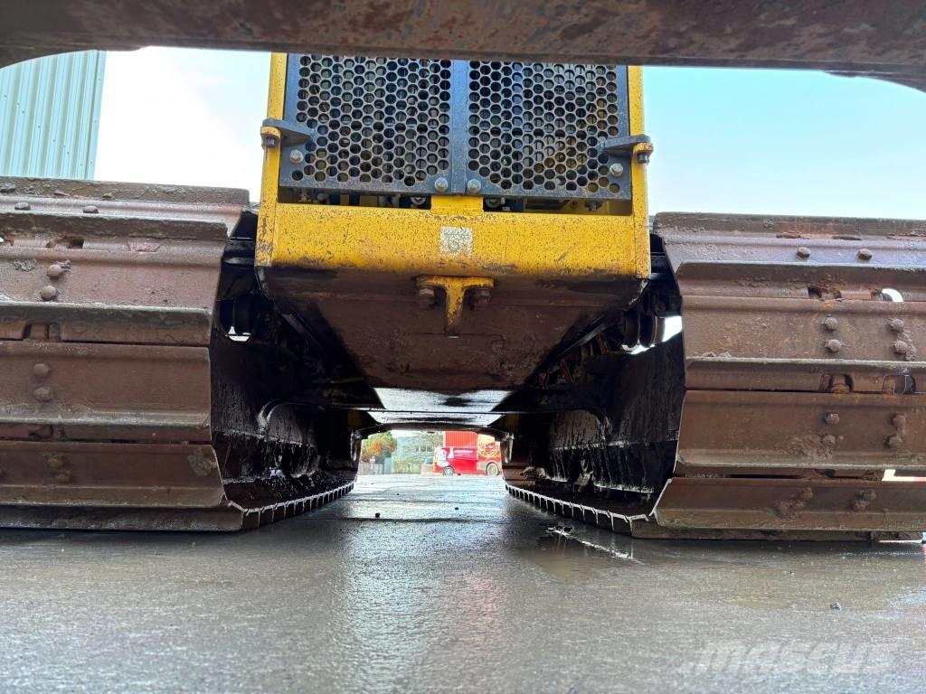 Komatsu D65PX-18E0 크롤러 도저