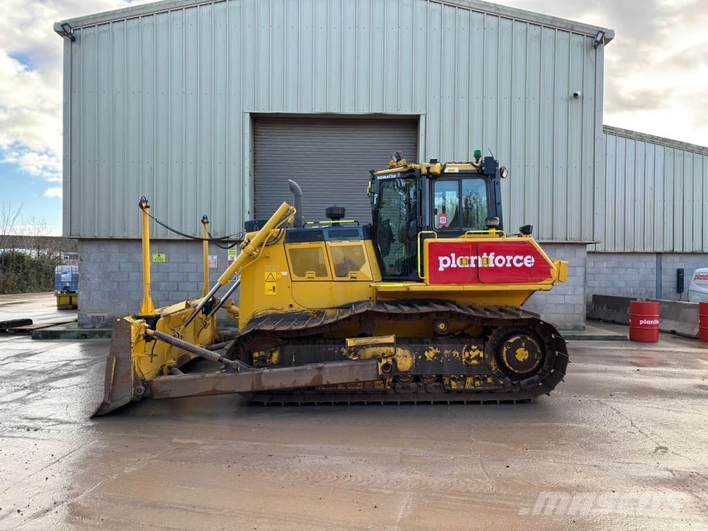 Komatsu D65PX-18E0 크롤러 도저