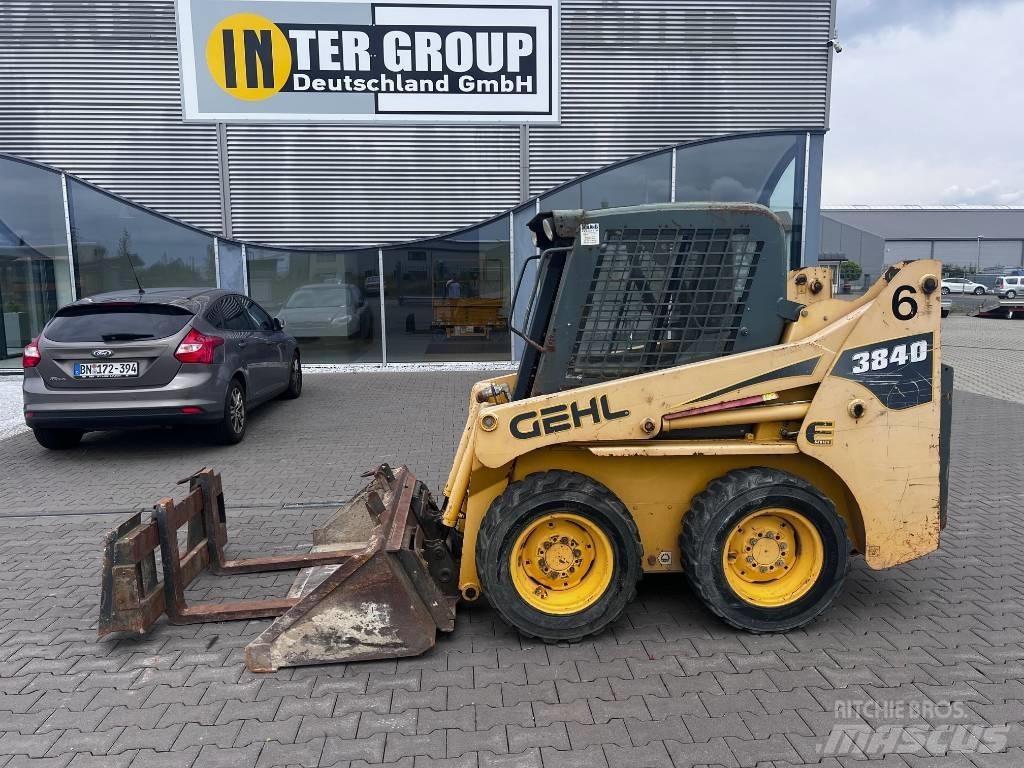 Gehl 3840 E  스키드로더