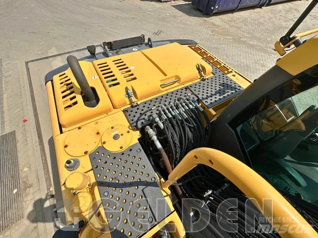 Volvo EW160C  휠 굴삭기