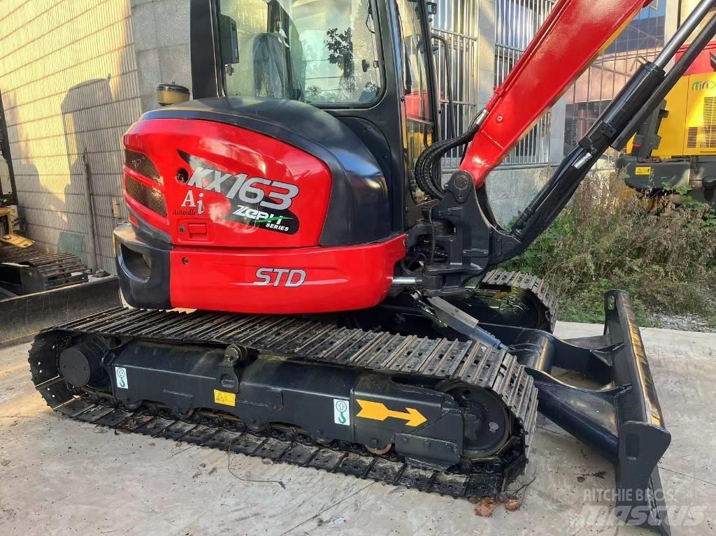 Kubota KX 163 소형 굴삭기 7톤 미만