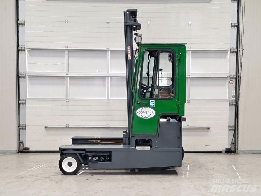 Combilift C3000 사이드로더