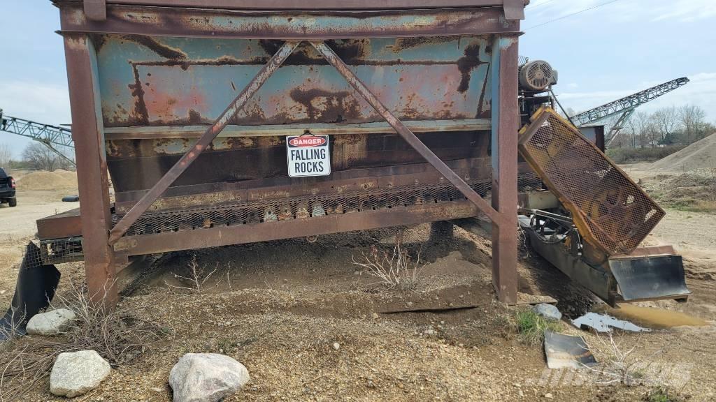  2011 GRIZZLY 건설 장비 - 기타