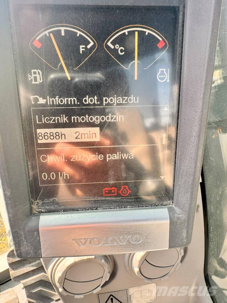 Volvo ECR 235 C L 대형 굴삭기 29톤 이상