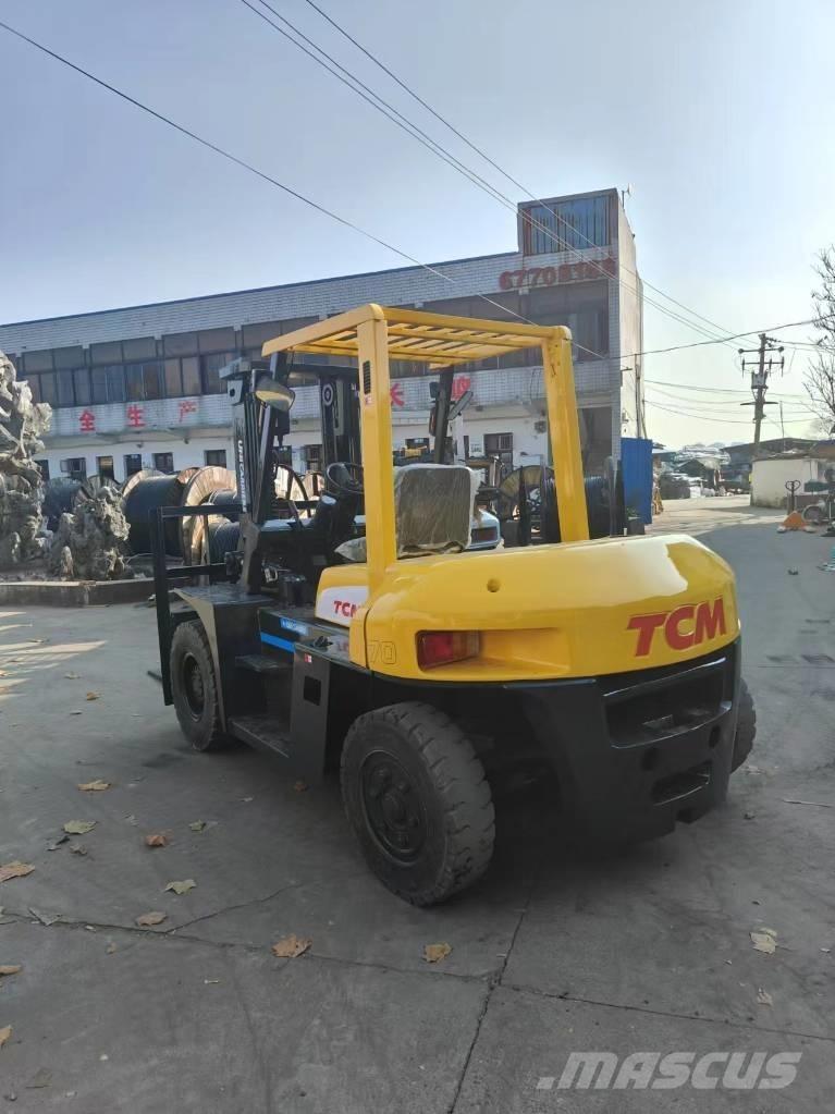 TCM 7t 디젤 지게차
