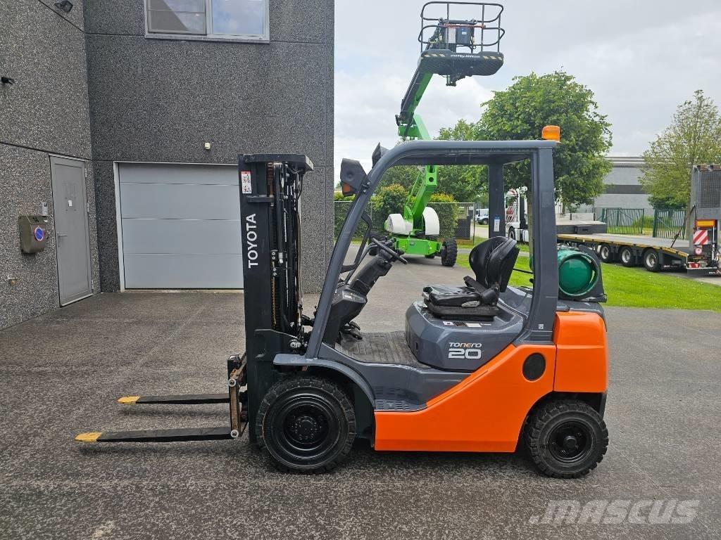 Toyota 02-8 FG F 20 LPG 지게차