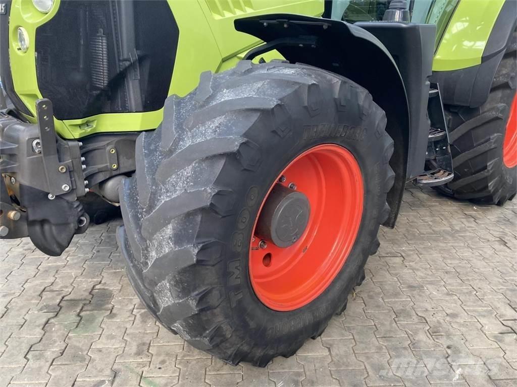 CLAAS Arion 640 트랙터