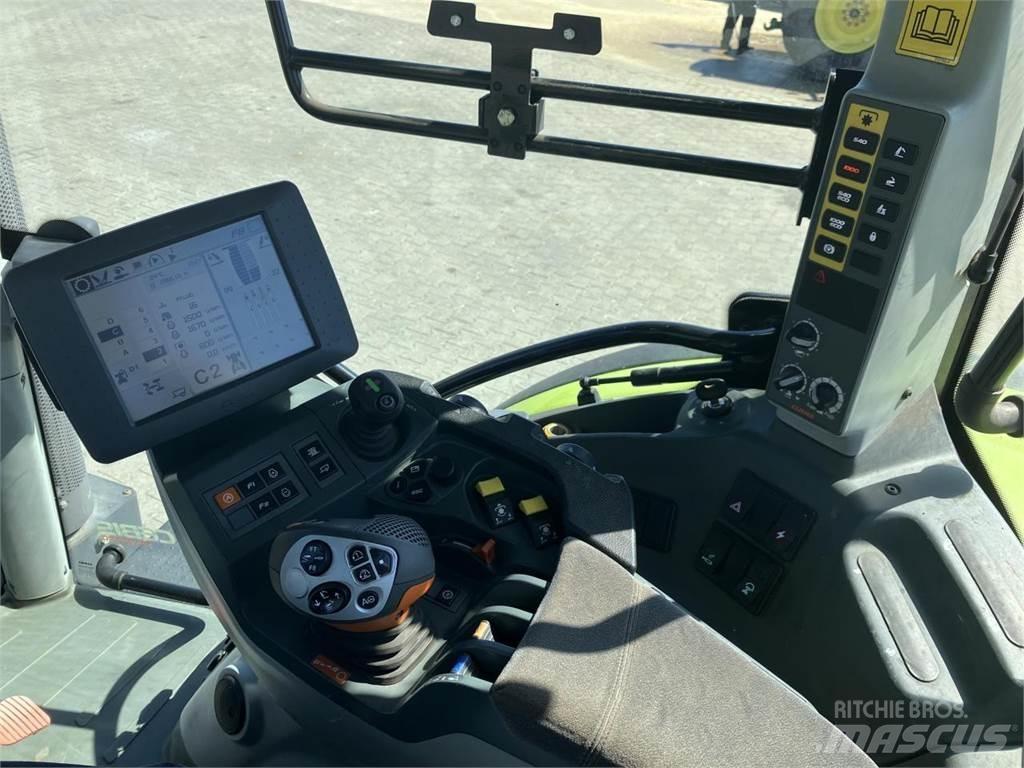 CLAAS Arion 640 트랙터