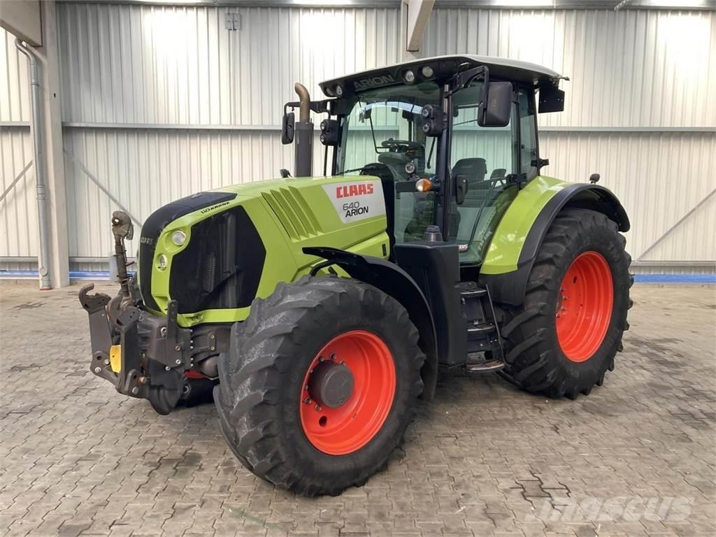 CLAAS Arion 640 트랙터