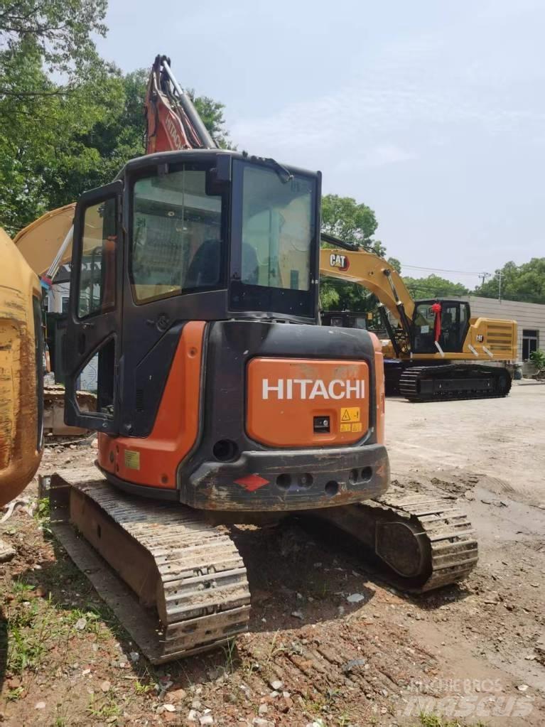 Hitachi ZX 55USR 소형 굴삭기 7톤 미만