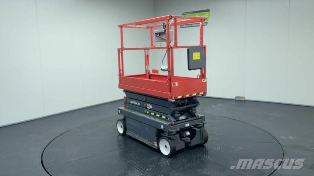 SkyJack SJ3219 가위형 리프트