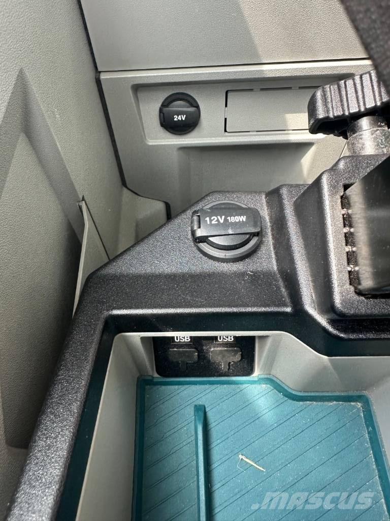 Volvo EC 220 EL 대형 굴삭기 29톤 이상