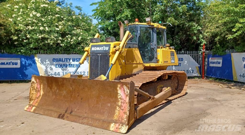 Komatsu D65PX-18 크롤러 도저