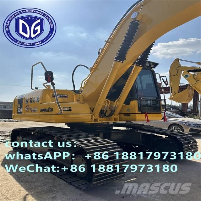 Komatsu PC 200-7 대형 굴삭기 29톤 이상