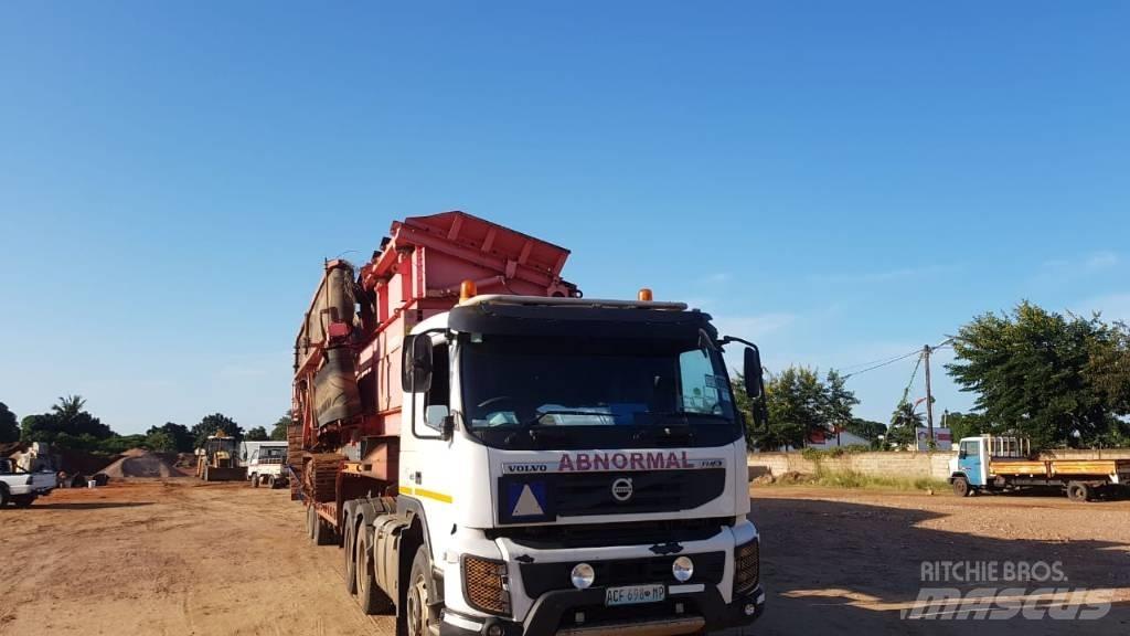 Terex Finlay 694T 이동식 선별기