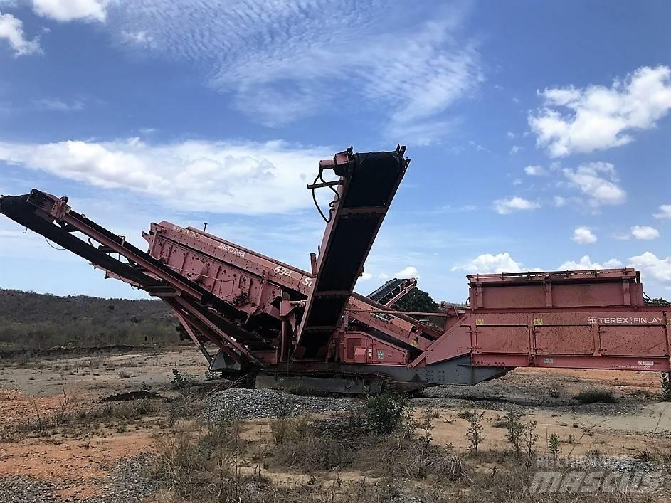 Terex Finlay 694T 이동식 선별기