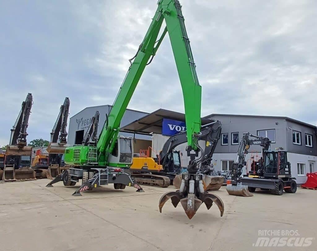 Sennebogen 830E 폐기물/산업 처리기