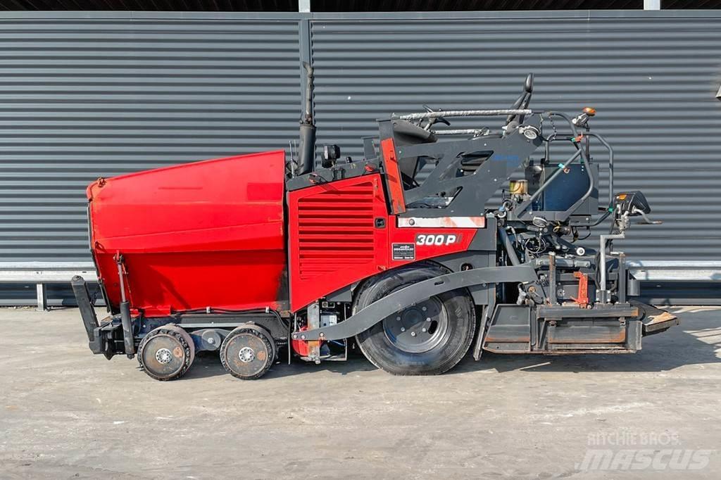 Bomag BF 300 P 아스팔트 포장장비
