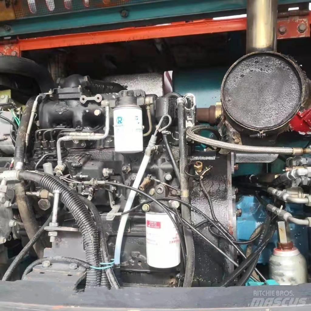 Doosan DX70W-9C  휠 굴삭기