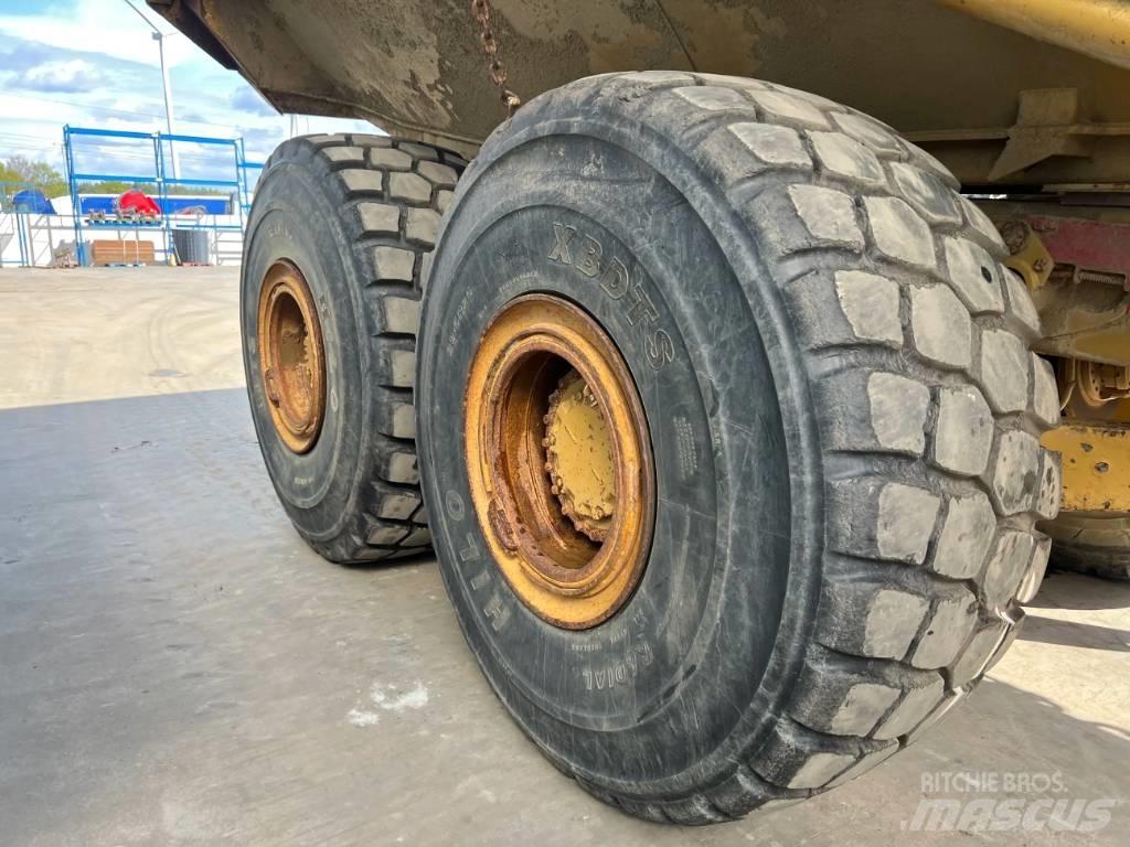 CAT 740 연결식 홀러