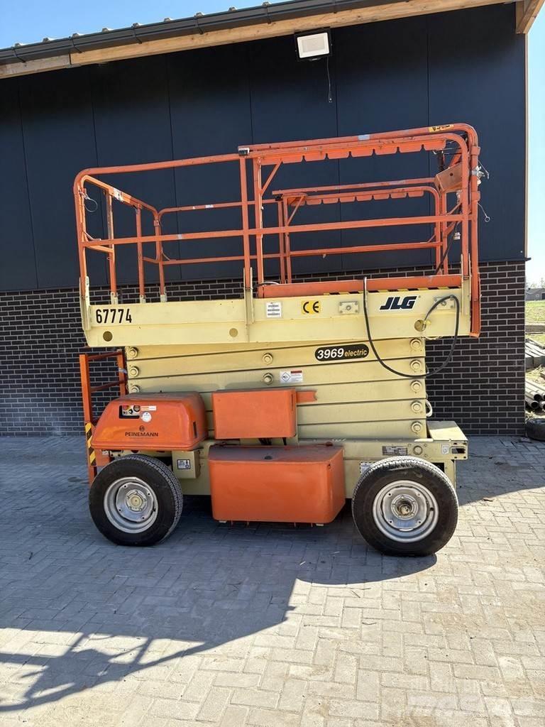 JLG 3969 가위형 리프트